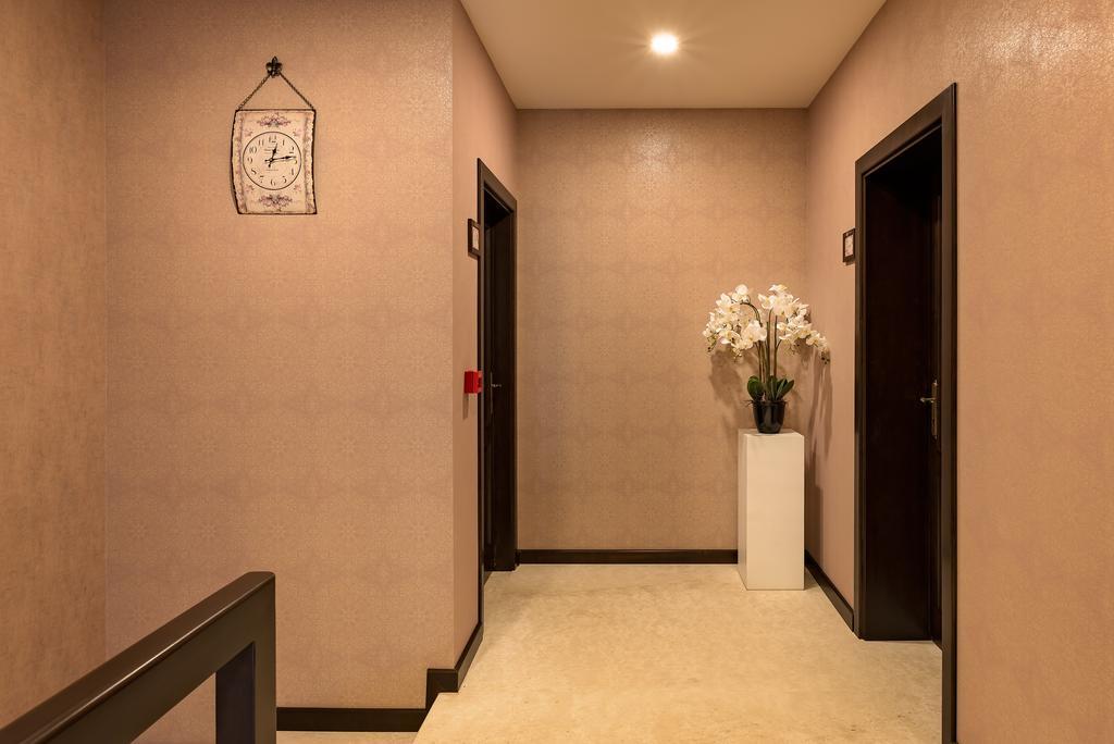 Blumenhaus Sibiu Aparthotel ภายนอก รูปภาพ