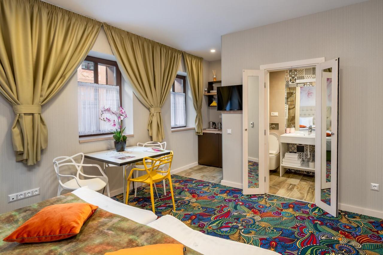 Blumenhaus Sibiu Aparthotel ภายนอก รูปภาพ